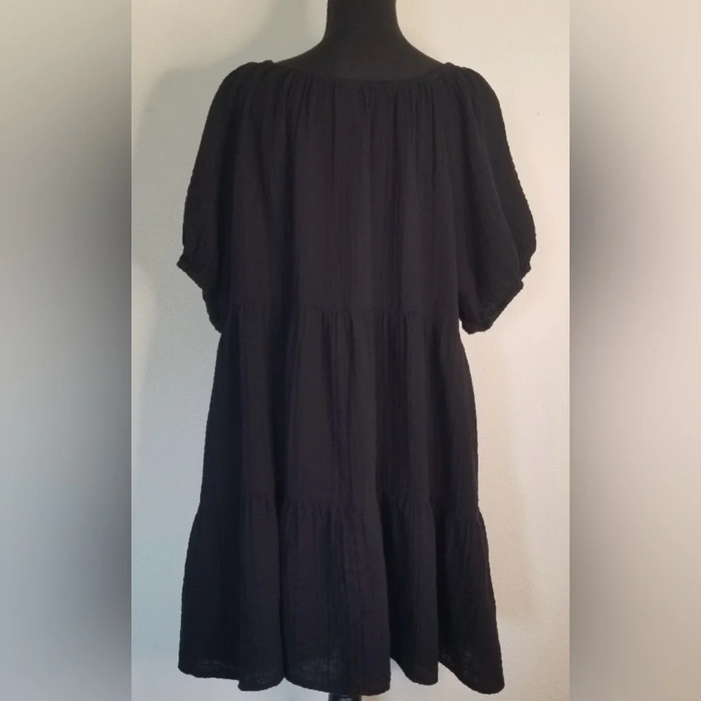 Preowned•Old Navy Black Puff Sleeve Gauze Tiered Peasant Dress•Size XL•2 Pocket - Picture 3 of 9